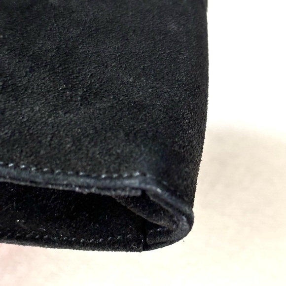 Auth. Chanel CC Logo Black Suede Chain Key Holder Case Pouch - Picture 10 of 11